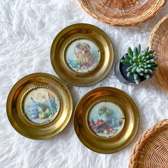 MCM Other - Vintage MCM Gold Brass Circle Framed Still Life